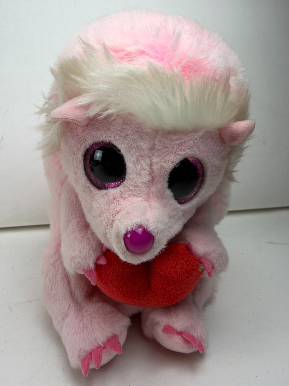 Ty Cheesecake Pink Hedgehog Beanie Bellies 6" Plush Holding Heart Glitter Eyes